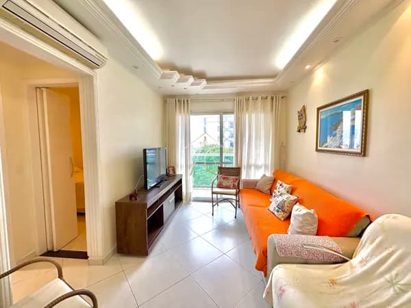 Apartamento à Venda na Praia da Enseada, Guarujá - SP