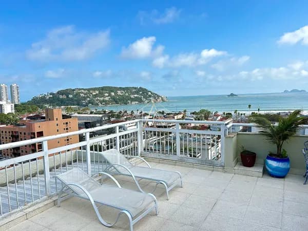 Cobertura Duplex à Venda na Praia da Enseada, Guarujá - SP