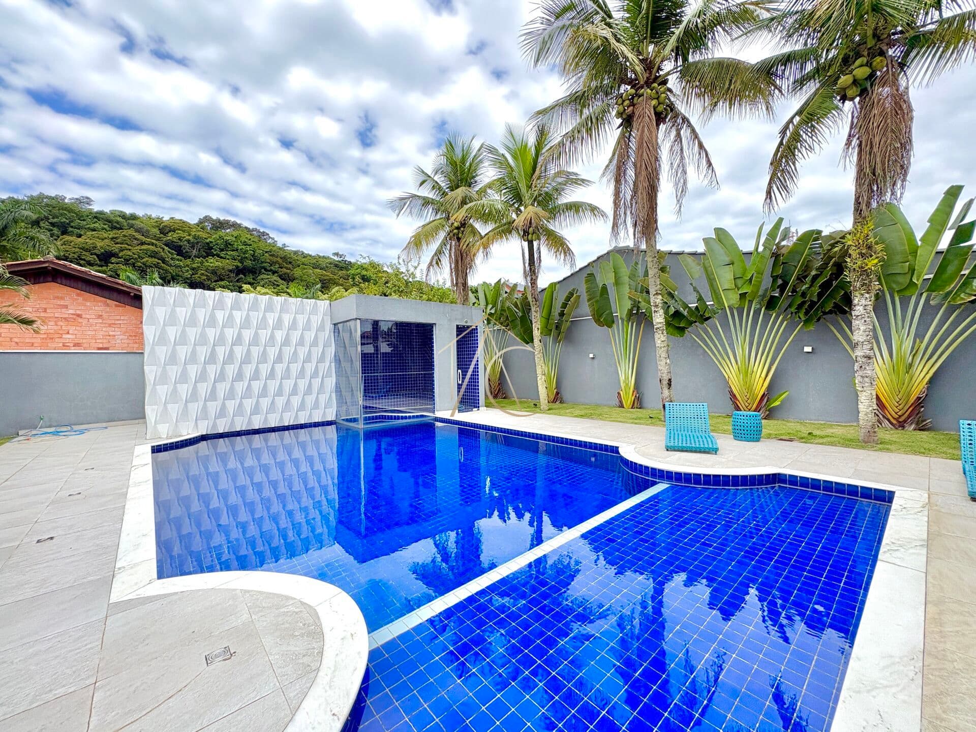 Casa à venda no Condomínio Jardim Acapulco – Guarujá SP