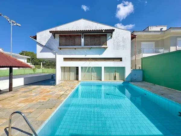 Casa à venda no Condomínio Jardim Acapulco – Guarujá SP