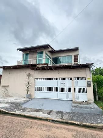 Casa Ampla com 4 Suítes e Piscina no Parque dos Buritis