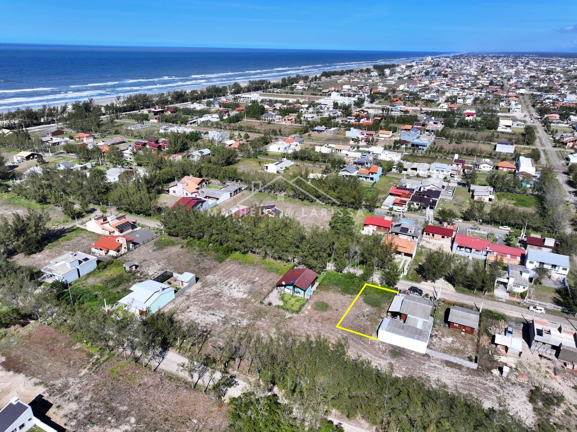 Terreno a venda a 350mt do mar em Village Dunas 1, Balneário Gaivota/SC