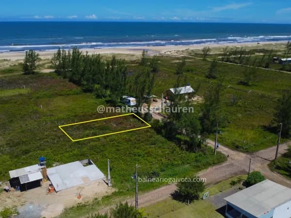 Terreno Pronto para Construir na 1ª Quadra do Mar em Nova Torres, Balneário Gaivota - SC