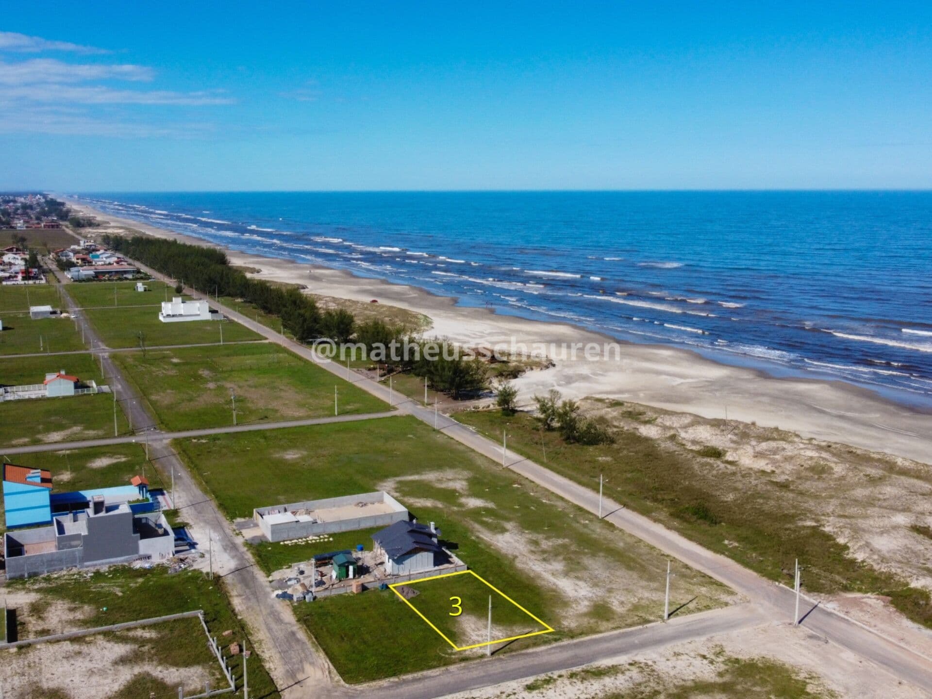 Terreno na Primeira Quadra do mar com vista mar em Areias Claras Balneário Gaivota