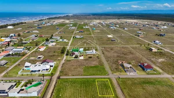 Lote/Terreno em Balneário Gaivota - Areias Claras