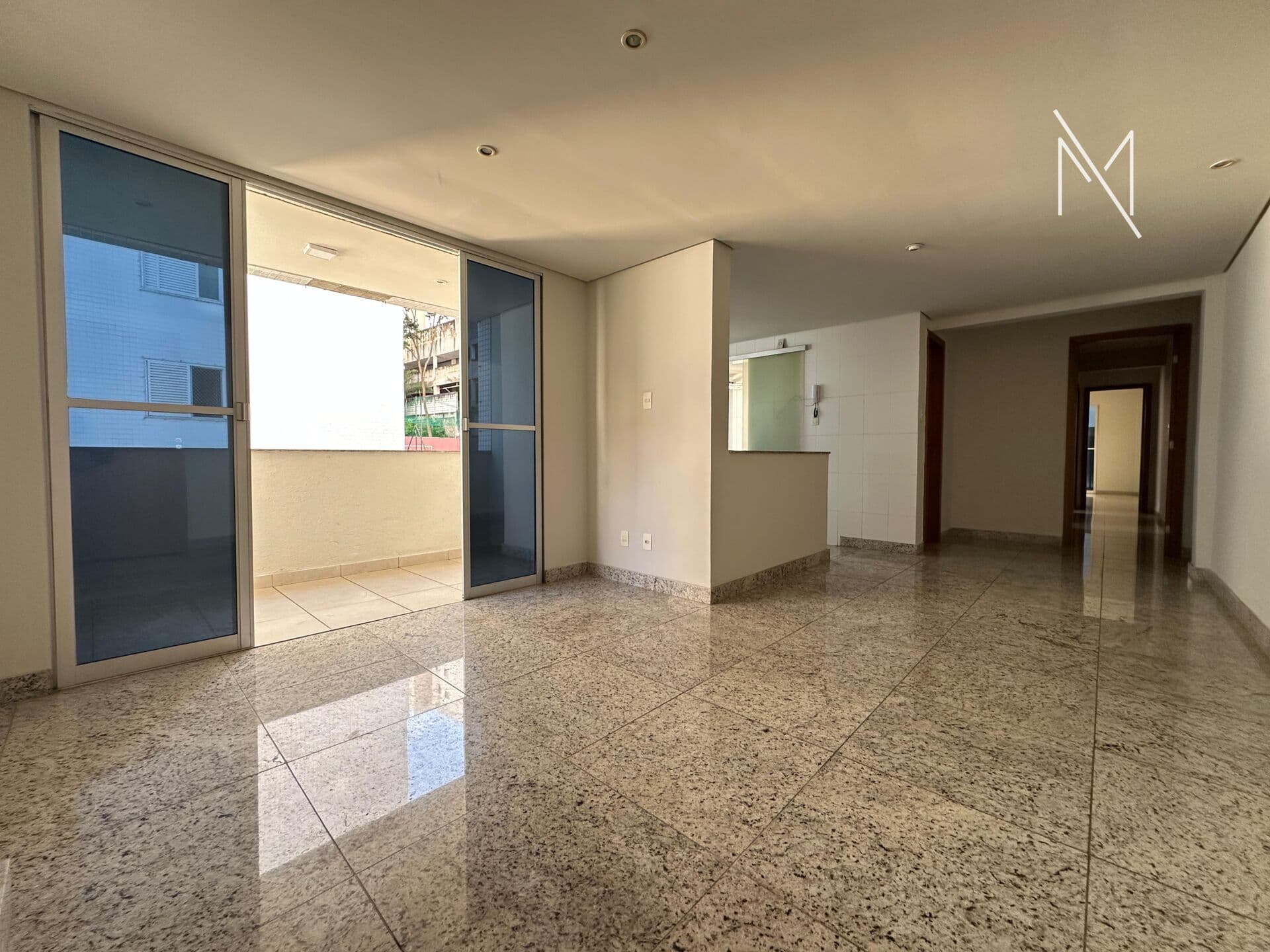 Apartamento 3 quartos no Buritis