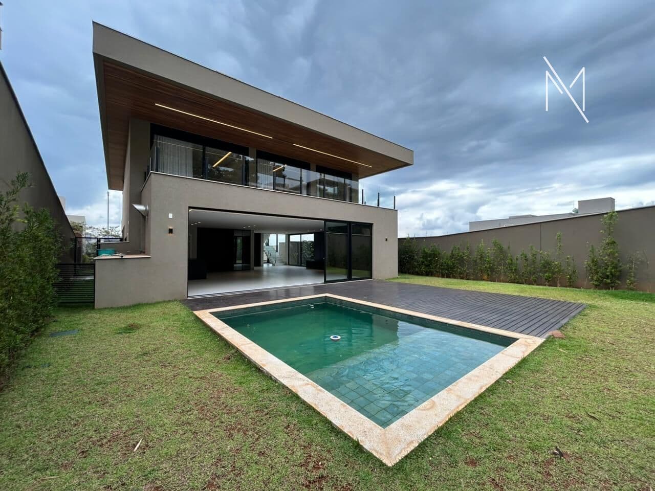 Casa à venda no Alphaville!