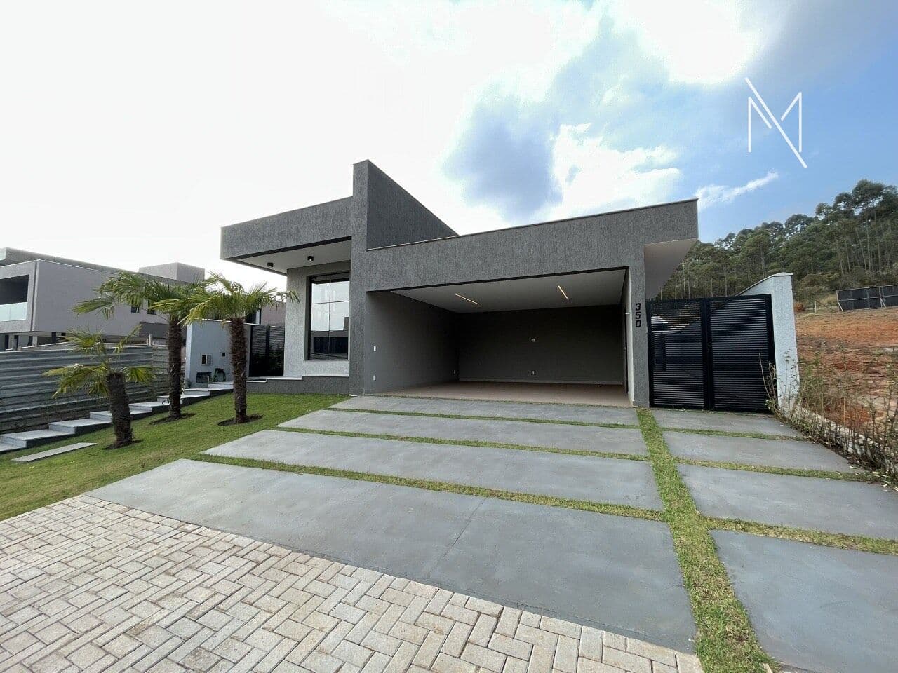 Casa Linear em Alphaville!