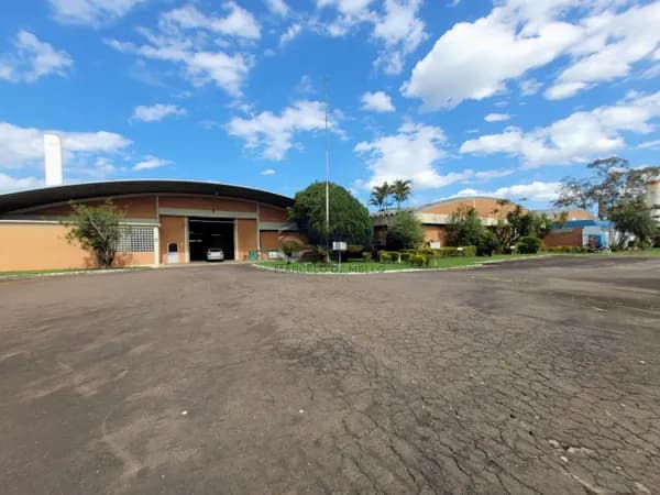 ALUGUEL de Pavilhão/Galpão Industrial com 10.830,37 m² de área construída
