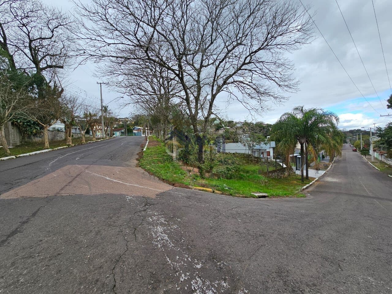 Terreno De esquina Com 456,96m², Pronto Para Construir No Bairro Ouro Branco