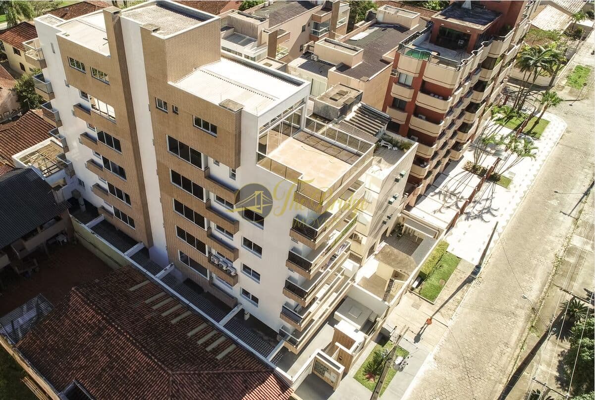 Apartamento com 3 Quartos em Caiobá