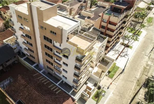 Apartamento com 3 Quartos em Caiobá