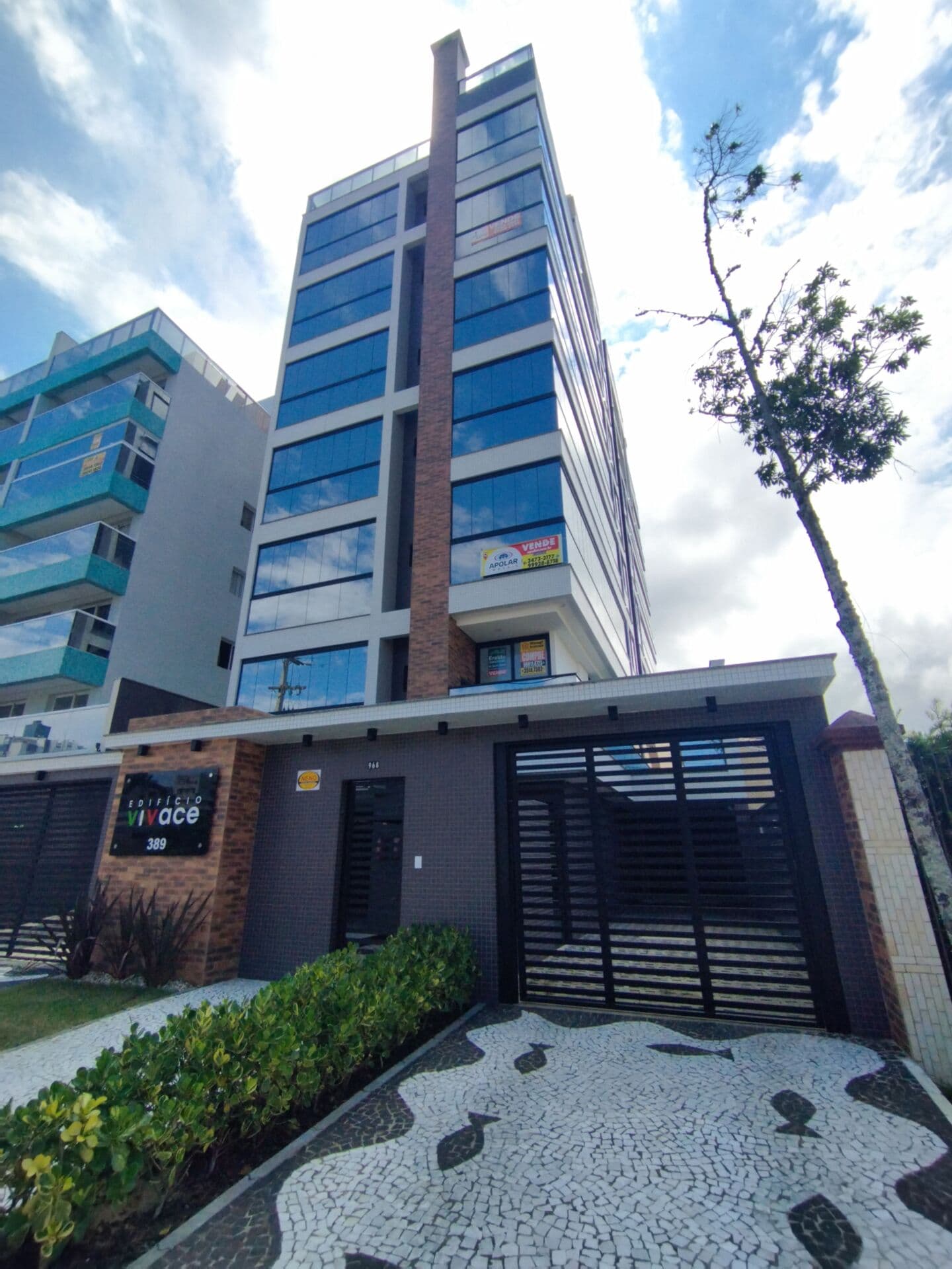 Apartamento com vista para o mar em Caiobá