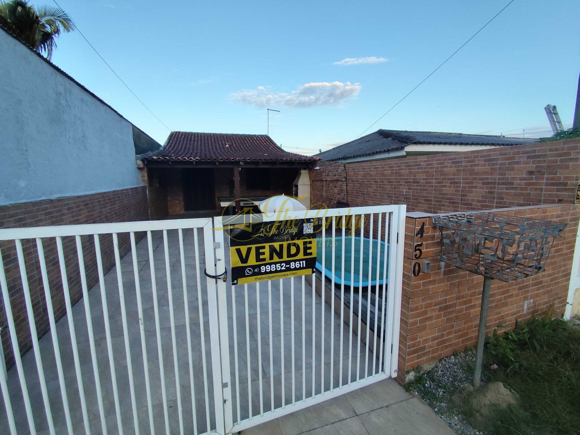 Casa com Piscina em Matinhos