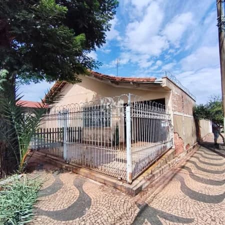 Apartamento em Vila Bancária, Leme/SP
