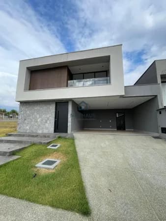 Sobrado á venda no Jardins Capri ,Área total 267m2 e Área Construída 232m2.