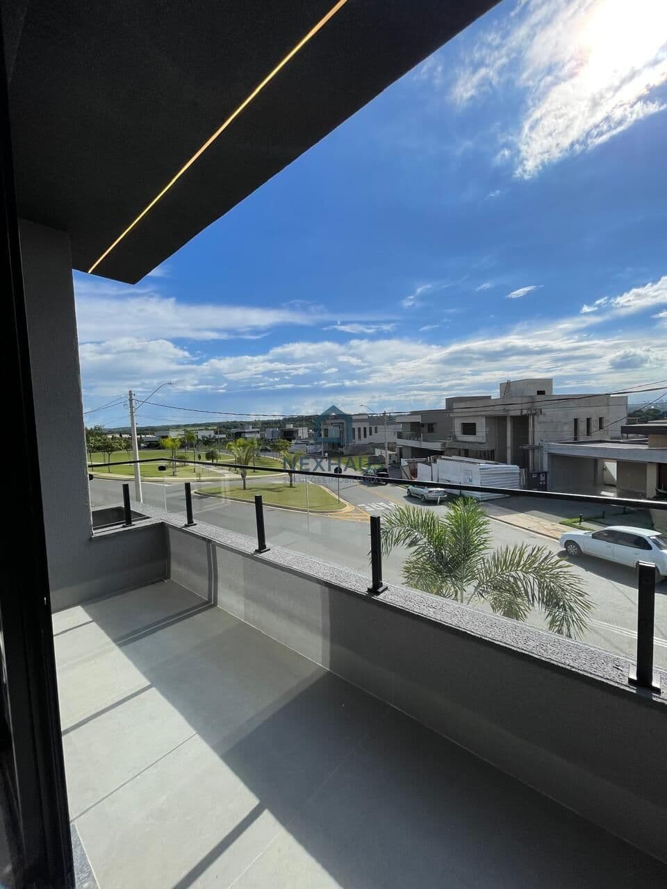 Sobrado no Jardins Capri , 4 Suítes , Lote 349m2, Área construída 281,40