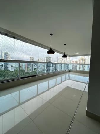 Apartamente no The One , 3 suítes , 177m2 e 3 vagas .