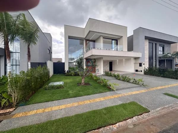 Sobrado á venda no Condomínio Jardins Capri , Área total 313,23m2 Área Construída 269,76m2