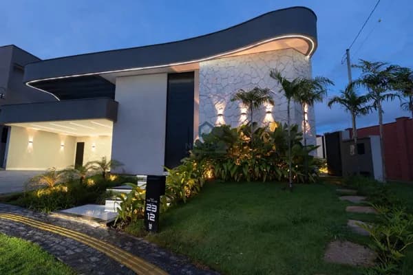 Casa Térrea á venda no Condomínio Jardins Bolonha.