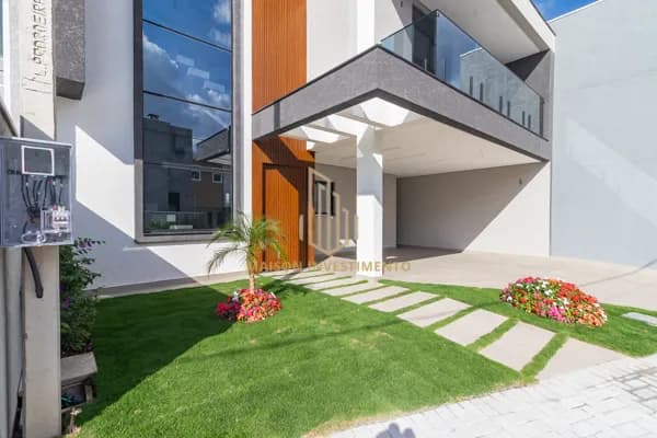 Casa Alto Padrão em Condomínio no Uberaba, Curitiba/PR