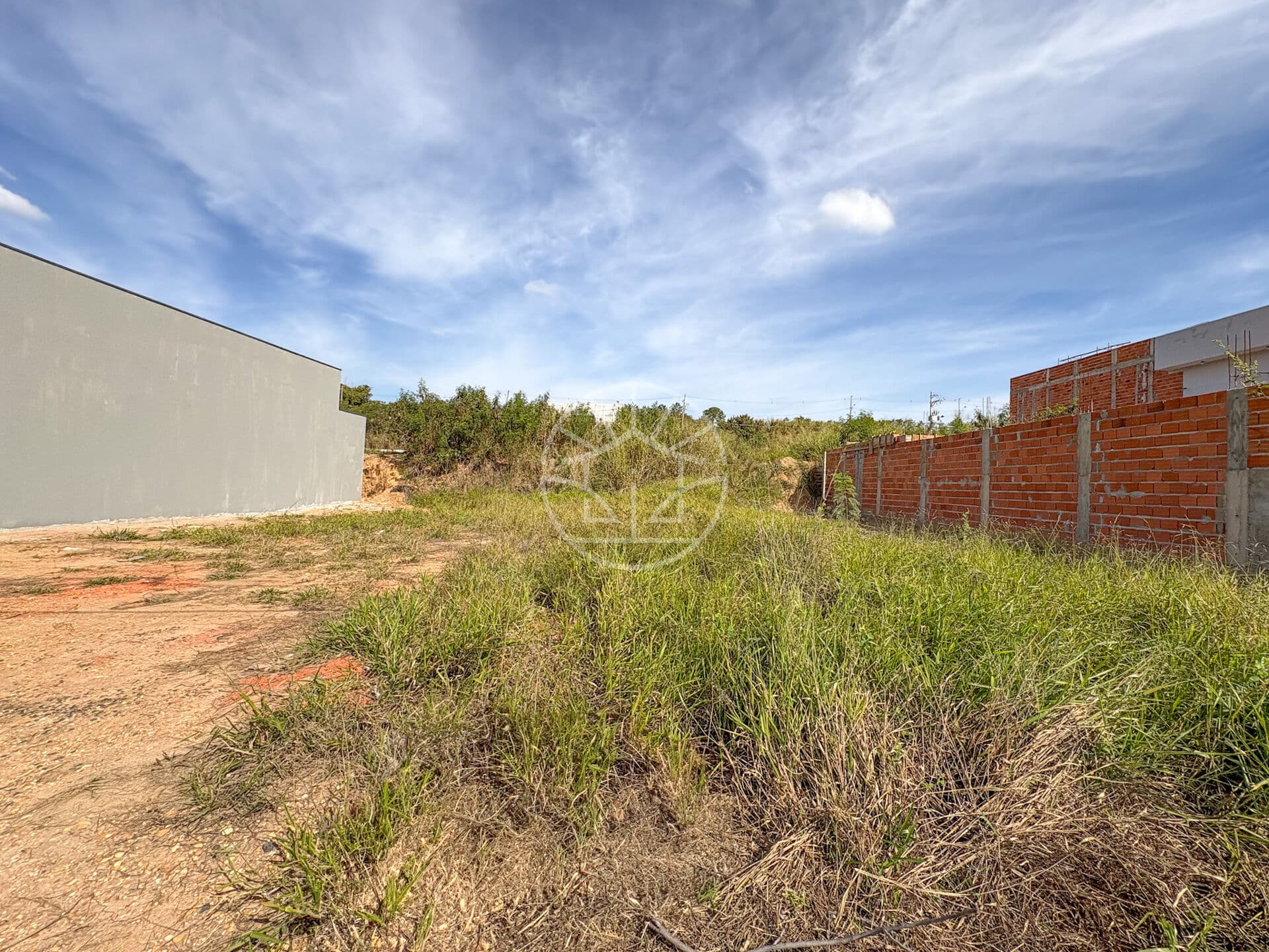 Terreno residencial ou comercial, plano com excelente localização, em Salto/SP