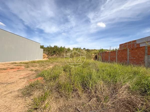 Terreno residencial ou comercial, plano com excelente localização, em Salto/SP