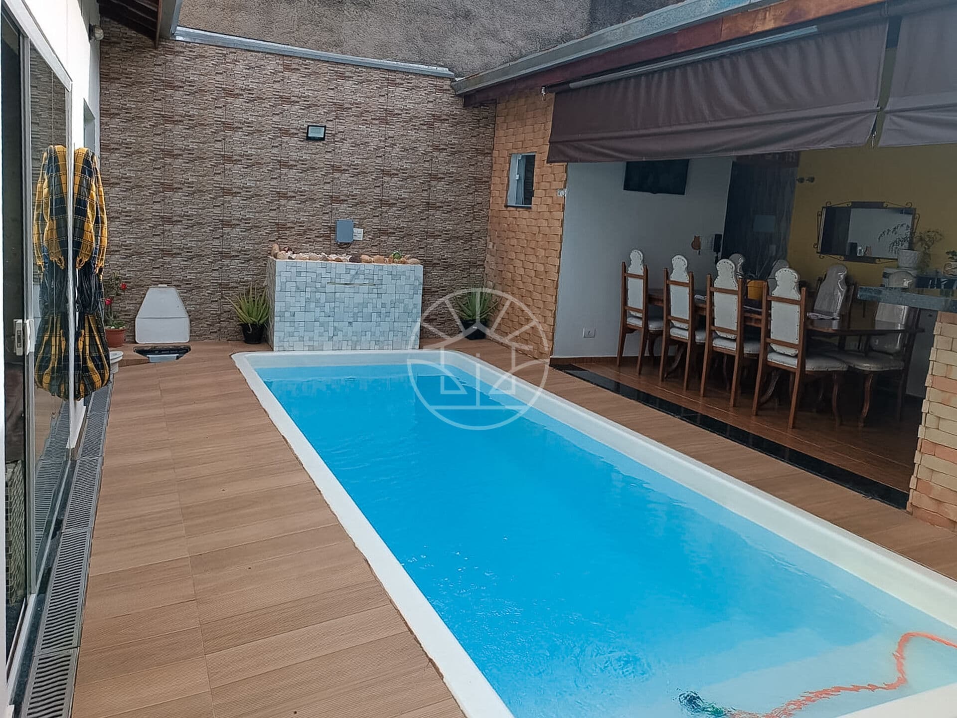 Casa com 3 dormitórios e com piscina, no Residencial Potiguara, em Itu/SP