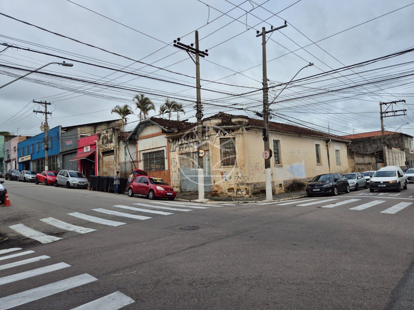 OPORTUNIDADE CORPORATIVA: TERRENO DE ESQUINA NO CENTRO HISTÓRICO DE ITU