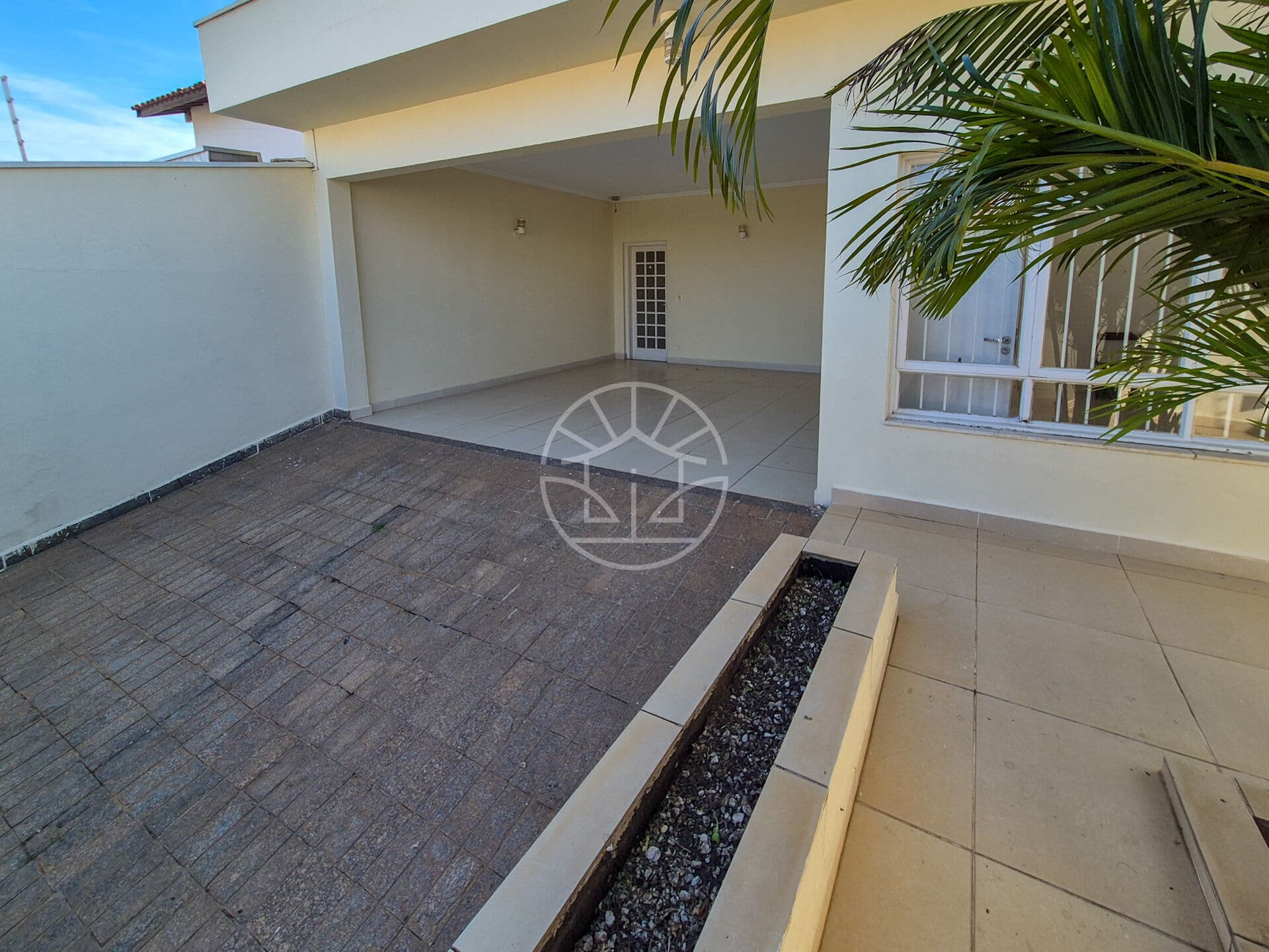 Imóvel no Bairro Brasil: Potencial Comercial ou Residencial