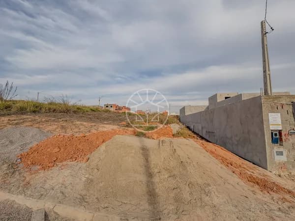 Terreno residencial, plano com excelente localização, em Indaiatuba/SP