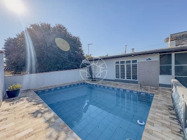 Casa com piscina à venda, na Vila Teixeira, em Salto/SP