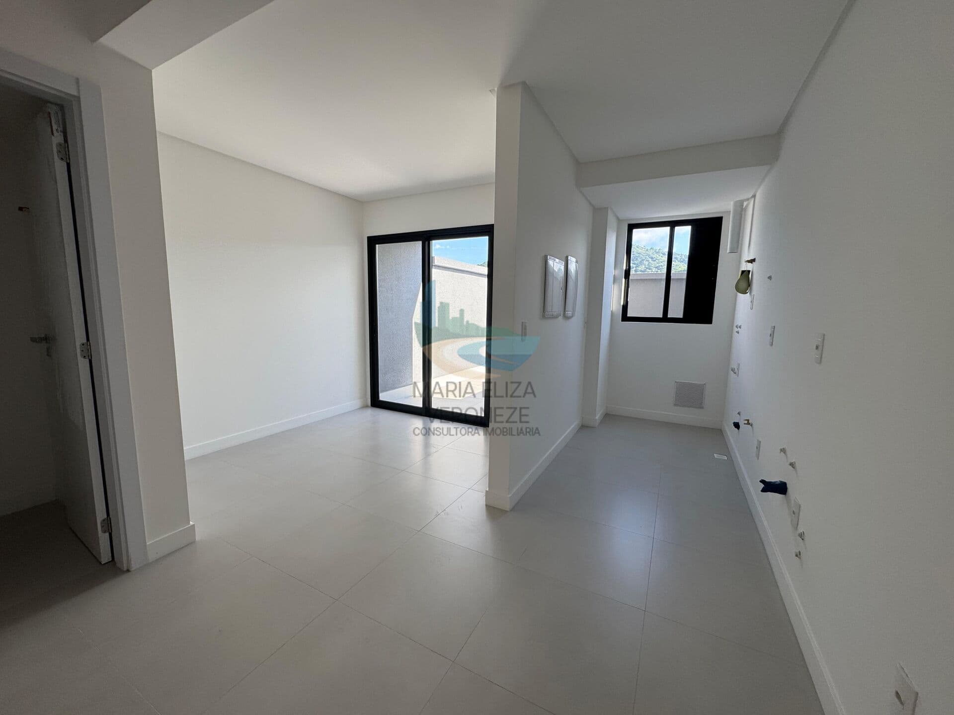 Apartamento Duplex novo em Balneário Camboriú – Bairro dos Estados