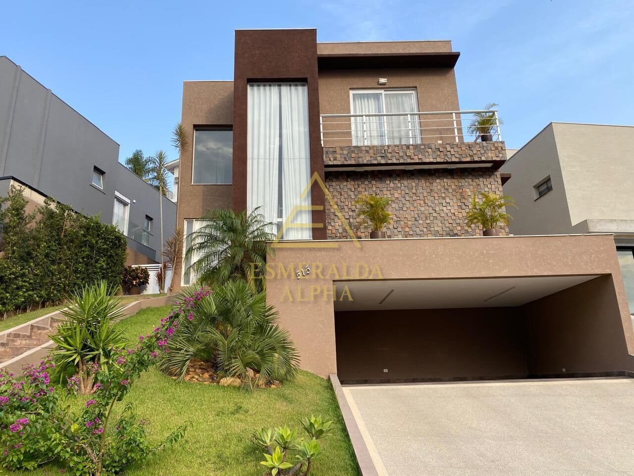 Casa em Santana de Parnaíba - Parque Sinai