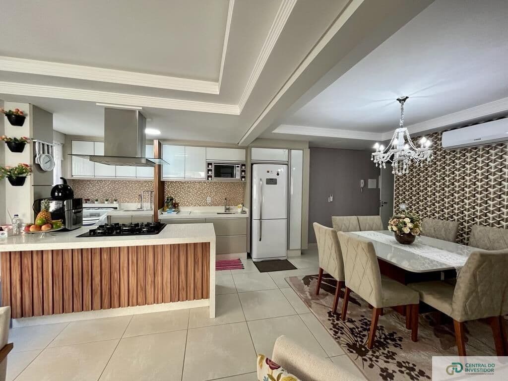 Apartamento a Venda em Bombinhas com 03 dormitórios! Residencial Manchester - José Amândio - Bombinhas/SC