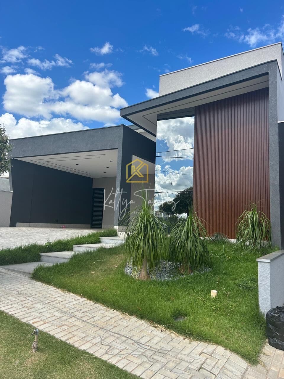 Casa em Umuarama - Parque Residencial Interlagos II