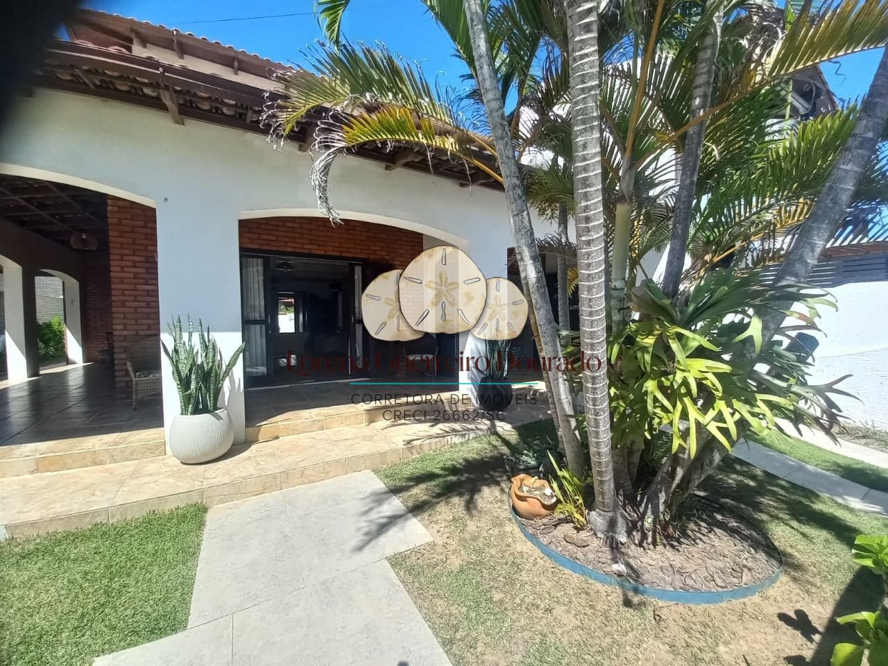 Casa Alvenaria para Aluguel em Centro Garopaba-SC