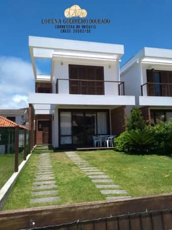 Casa Alto Padrão para Aluguel em Morrinhos Garopaba-SC