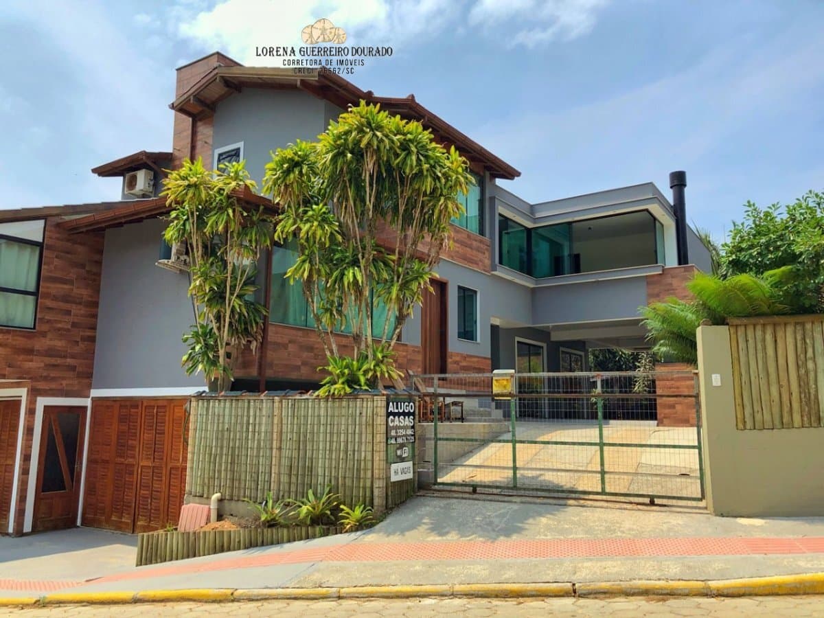 Casa em Condomínio para Aluguel em Praia da Silveira Garopaba-SC