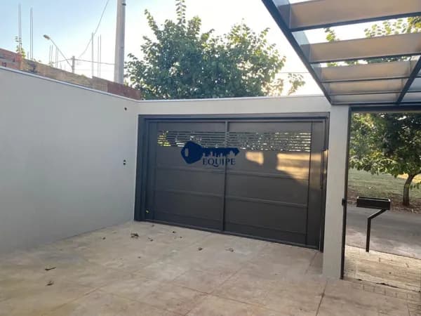 Casa em Ribeirão Preto - Bonfim Paulista