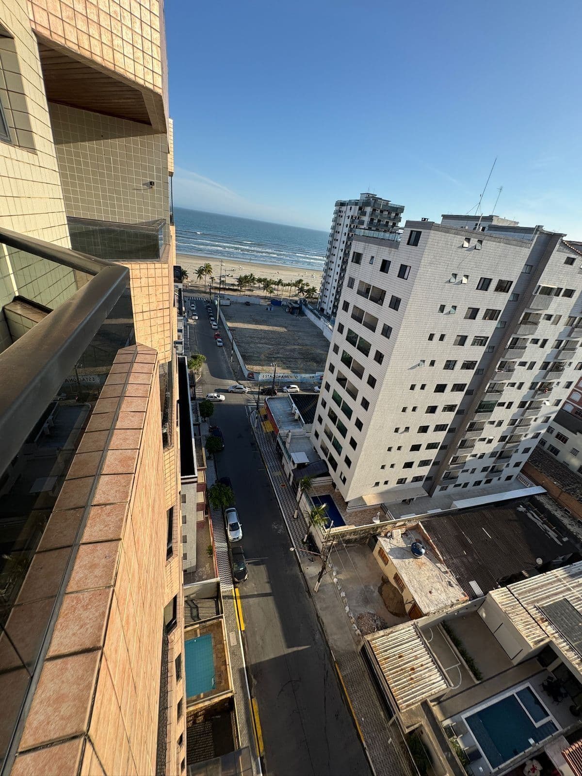 Apartamento 2 dormitórios, vista mar - Tupi