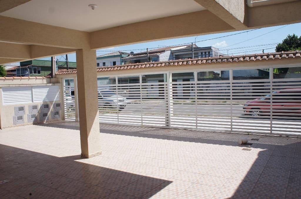 Casa 2 dormitórios, sacada - Tude Bastos