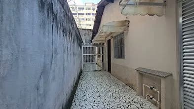 Casa 2 dormitórios - Boqueirão