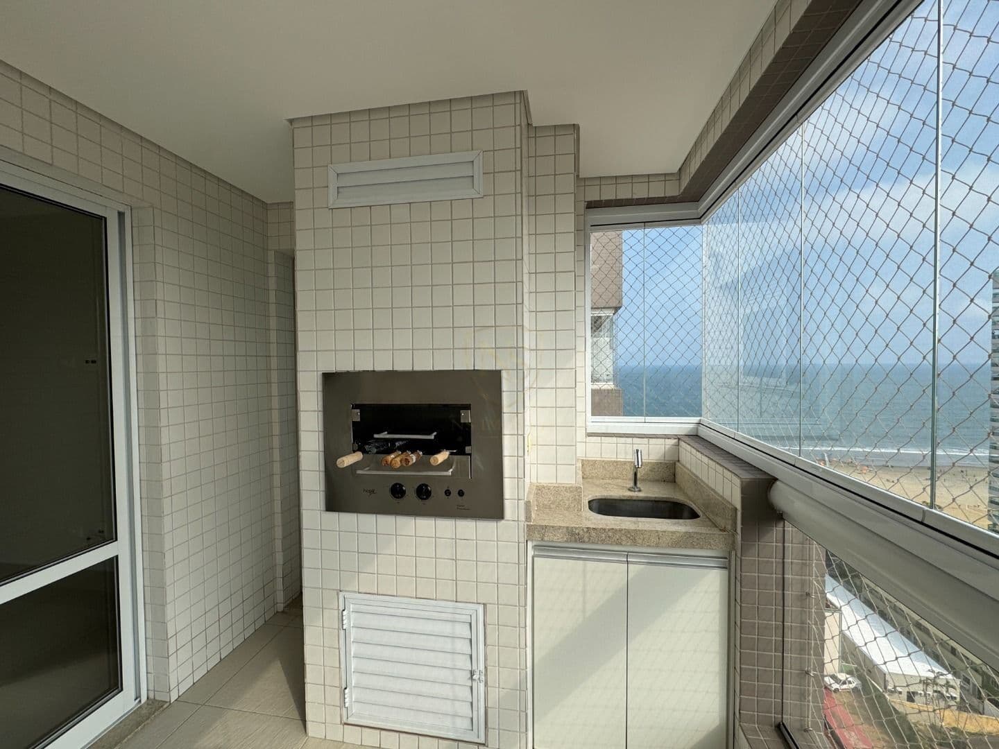 Apartamento 3 dormitórios, vista mar - Canto do Forte