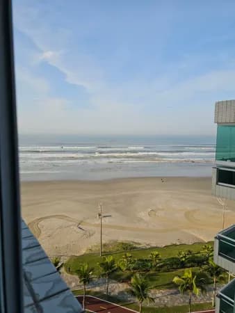 Apartamento frente ao mar a venda em Praia Grande