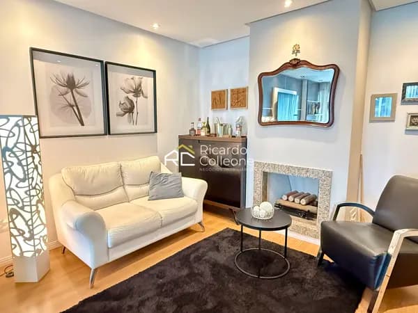 Apartamento Alto Padrão, Façe Norte, 177m2, 4 Quartos, 2 Suítes, 2 vagas.