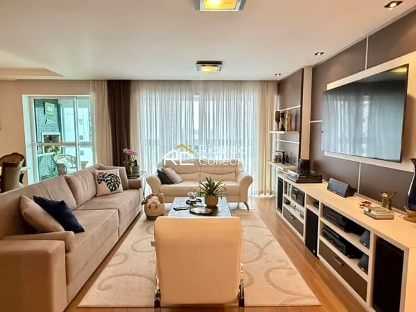 Apartamento Alto Padrão, Façe Norte, 177m2, 4 Quartos, 2 Suítes, 2 vagas.