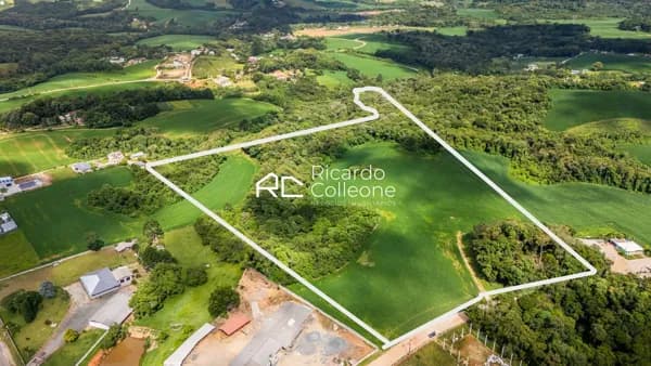 Terreno com 94.468 m², localizada no bairro Serrinha, em Contenda/PR