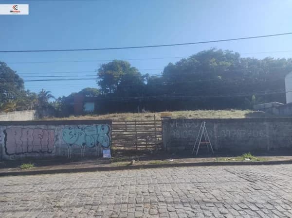 Terreno para Venda em Colinas Rio das Ostras-RJ