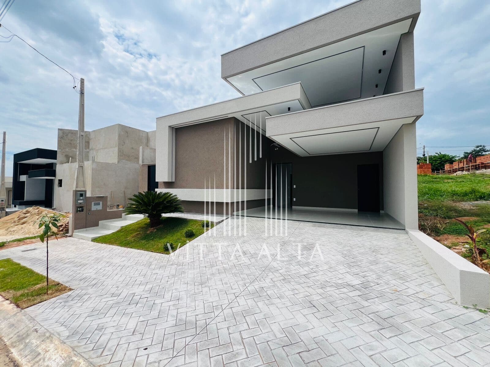 Casa em condominio proximo ao Shopping Iguatemi